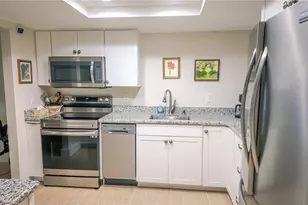 588 Bahia Cir, Ocala, FL 34472 - Photo 4