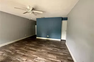 2014 NE 3rd St, Ocala, FL 34470 - Photo 2