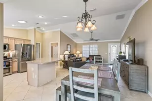 1095 Blythe Way, The Villages, FL 32162 - Photo 10