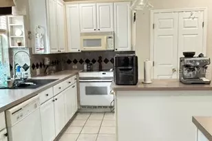 2733 Scarborough Dr, Kissimmee, FL 34744 - Photo 16