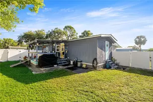 9490 NE 306th Ave, Fort Mc Coy, FL 32134 - Photo 4