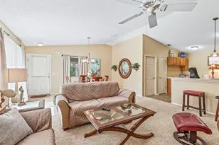 1322 Hollyberry Pl, The Villages, FL 32162 - Photo 10