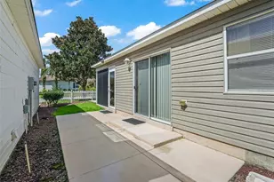 1322 Hollyberry Pl, The Villages, FL 32162 - Photo 22