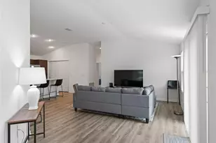 1642 Echols Ct, The Villages, FL 34762 - Photo 4