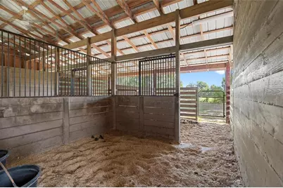 20530 SW 5th Place, Dunnellon, FL 34431 - Photo 10