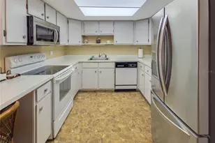 578 Midway Dr, Ocala, FL 34472 - Photo 8