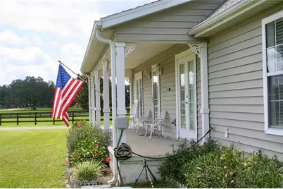 19830 SE 15th Place, Morriston, FL 32668 - Photo 6