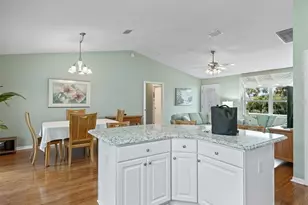 2613 Dunbar Ave, The Villages, FL 32162 - Photo 10