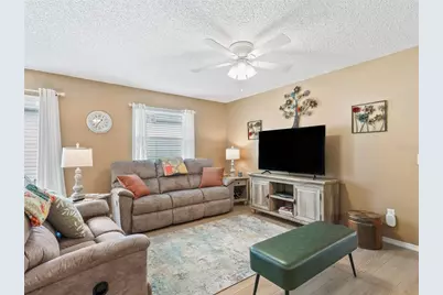 2863 Barboza Drive, The Villages, FL 32162 - Photo 8