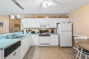 2863 Barboza Dr, The Villages, FL 32162 - Photo 12