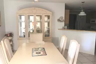 748 Angelita Ave, Lady Lake, FL 32159 - Photo 4