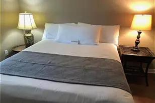 780 Turbeville Terrace, The Villages, FL 32162 - Photo 4