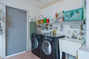 901 San Benito Ln, The Villages, FL 32159 - Photo 24