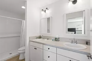 928 Veronica Ct, The Villages, FL 34762 - Photo 14