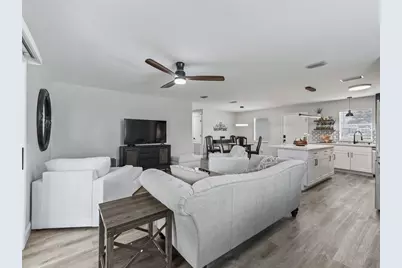 962 Chula Court, The Villages, FL 32159 - Photo 10