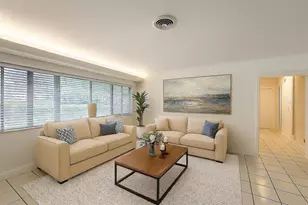 1137 NE 9th St, Ocala, FL 34470 - Photo 4