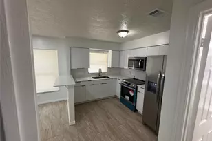 5921 NW 9th St, Ocala, FL 34482 - Photo 10