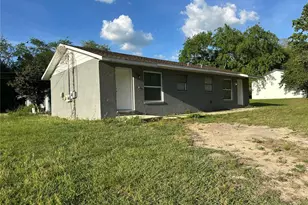 5921 NW 9th St, Ocala, FL 34482 - Photo 2
