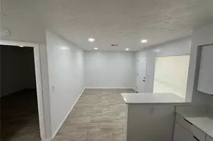 5921 NW 9th St, Ocala, FL 34482 - Photo 6