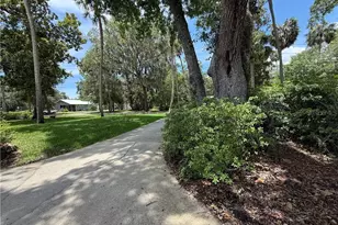 5217 Riverside Dr, Yankeetown, FL 34498 - Photo 16