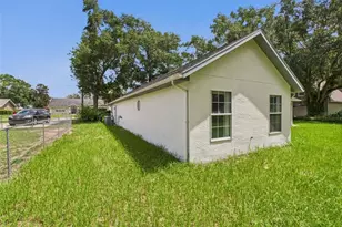 5990 SE 5th Pl, Ocala, FL 34472 - Photo 8