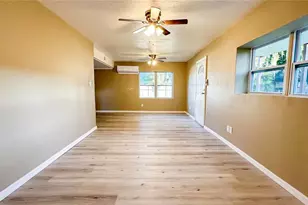 1118 Co Rd 440, Lake Panasoffkee, FL 33538 - Photo 12