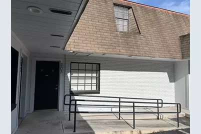 2945 NE 3rd Street #203, Ocala, FL 34470 - Photo 1