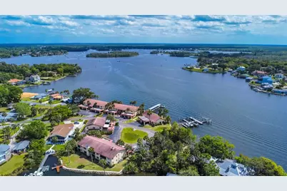 363 NW 14th Place #363, Crystal River, FL 34428 - Photo 2