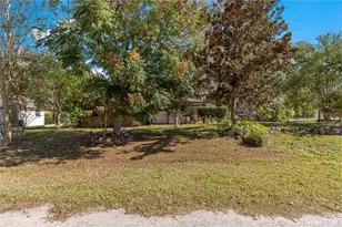 3725 NE 18th Ave, Ocala, FL 34479 - Photo 4