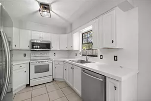 8310 SE 132nd Ln, Summerfield, FL 34491 - Photo 16