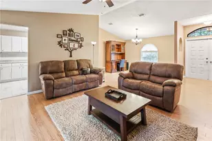 611 NE 10th Blvd, Williston, FL 32696 - Photo 8