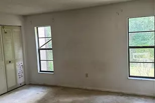 2415 NE 7th St, Ocala, FL 34470 - Photo 8