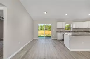 205 W Ruska Pl, Citrus Springs, FL 34434 - Photo 8
