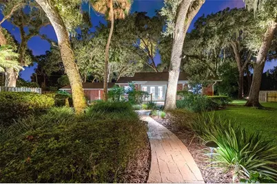 10745 SE Sunset Harbor Road, Summerfield, FL 34491 - Photo 18