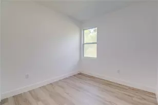 125 Fisher Way, Ocklawaha, FL 32179 - Photo 22