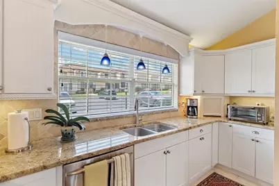 11001 SE Sunset Harbor Road #B13, Summerfield, FL 34491 - Photo 18