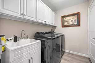 700 E Boston St, Hernando, FL 34442 - Photo 16