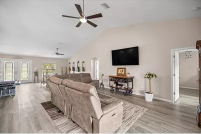 700 E Boston Street, Hernando, FL 34442 - Photo 10