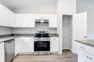 2526 Rock Creek Dr, Port Charlotte, FL 33948 - Photo 4