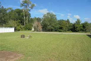 1509 NE 46th Rd, Ocala, FL 34470 - Photo 4