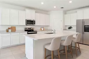 6056 SW 46th Dr, Gainesville, FL 32608 - Photo 4