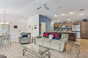 335 Logan St, The Villages, FL 32163 - Photo 8