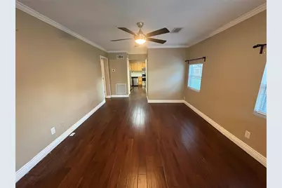 107 6th Street NE, Largo, FL 33770 - Photo 2