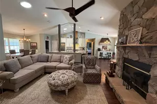 35 Lake Wood Cir, Ocala, FL 34482 - Photo 4