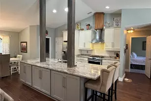 35 Lake Wood Cir, Ocala, FL 34482 - Photo 8