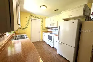 6136 SW 100th Loop, Ocala, FL 34476 - Photo 4