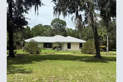 19260 NW 88th Avenue Road, Reddick, FL 32686 - Photo 1