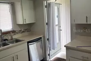 10405 SW 98th Ter, Ocala, FL 34481 - Photo 2