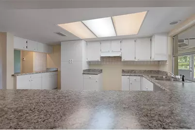 522 SE Paradise Point Road, Crystal River, FL 34429 - Photo 20