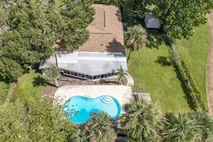 522 SE Paradise Point Rd, Crystal River, FL 34429 - Photo 52
